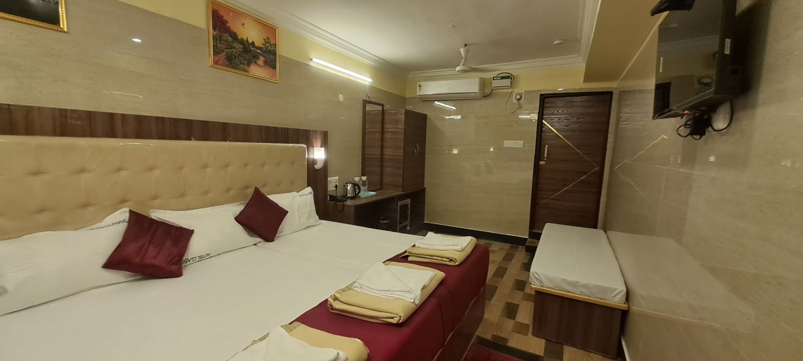 hotel classic kanchipuram - Best Family Hotel in Kanchipuram